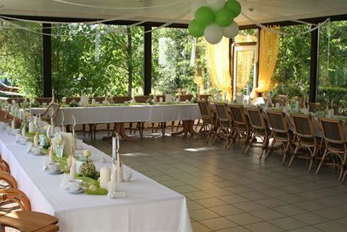 Hotel Bad Schmiedeberger Hof Restaurant photo